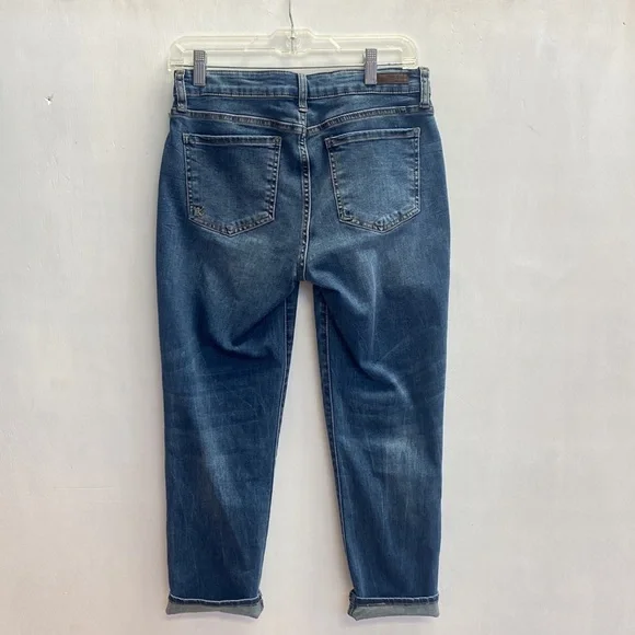 Kut from the kloth denim jeans with rolled cuff. H-11 - Picture 3 of 4